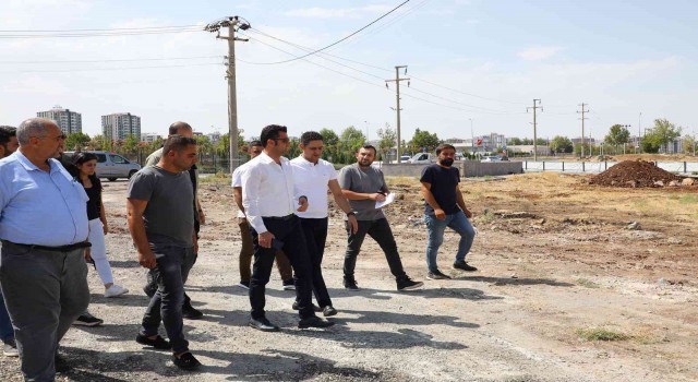 Başkan Beşikci yapımı devam eden parkları denetledi