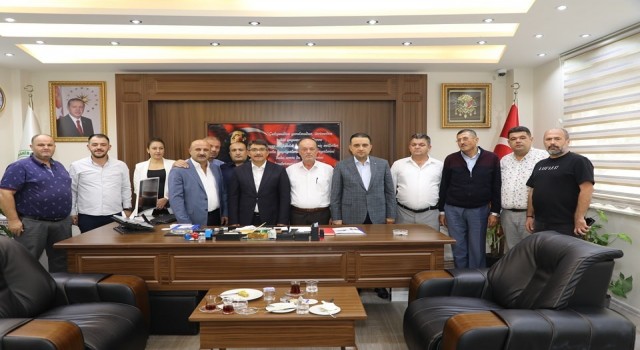 Başkan Çelik ve AK Partili Baybatur Taşıyıcılar Kooperatifiyle buluştu