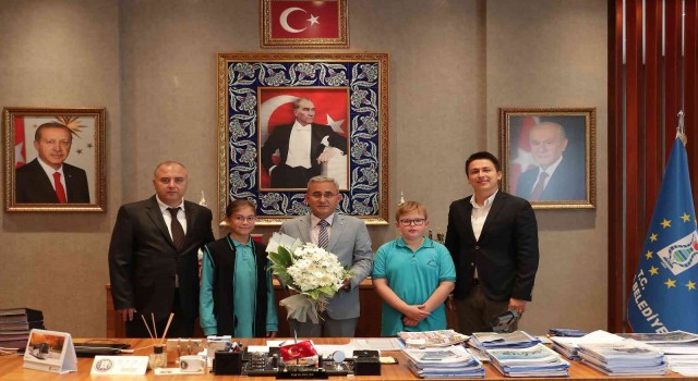 Başkan Işık: Çocuklarımızı geleceğe hazırlamak hepimizin en öncelikli görevi