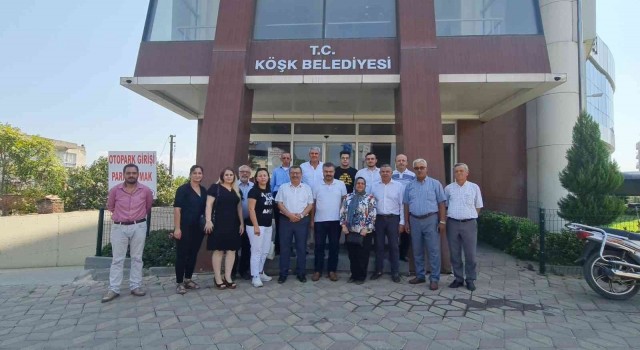 Başkan Özmen ve Başkan Gülerden Köşkteki kutlamalara davet
