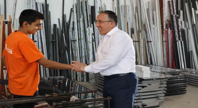 Başkan Savran, iş insanlarını ve emekçi çalışanları ziyaret etti