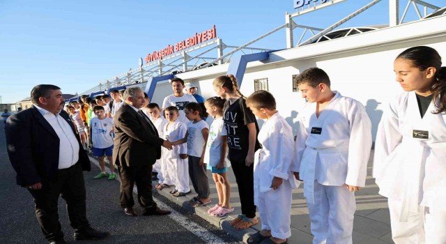 Başkan Yalçından Başakpınarspora destek