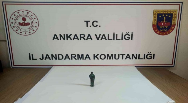 Başkentte tarihi eser niteliğinde 400 bin TL lik insan figürü ele geçirildi