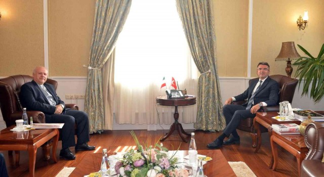 Başkonsolos Ebrahimi, Erzurum Valisi Memişi ziyaret etti