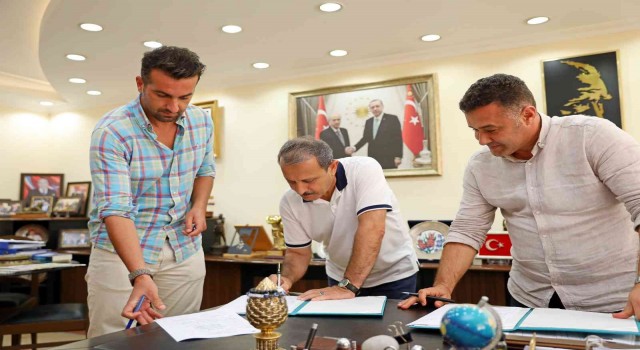 Batı bölgesine yapılacak 4 kilometrelik dev projede yer teslimi gerçekleştirildi