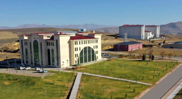 Bayburt Üniversitesi kontenjanlarındaki kayıt kaynaklı boşluklar ek yerleştirmede yeniden doldu