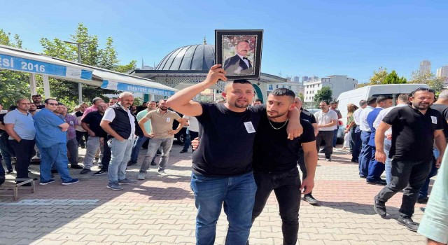 Bıçaklanarak öldürülen güvenlik görevlisi Tuğrul Okudan son yolculuğuna uğurlanıyor