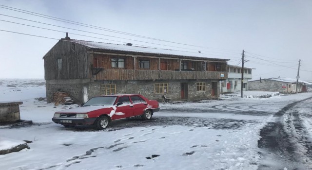 Bilbilan Yaylası kar altında