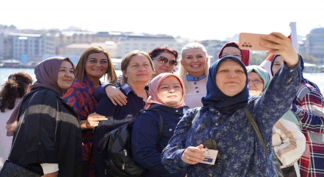 Bilecik Belediyesi dikiş kursu gören kadınlar İstanbul gezisiyle eğlendi