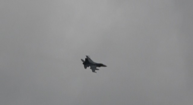 Bilecik semalarında F-16 uçakların Kurtuluş Uçuşu