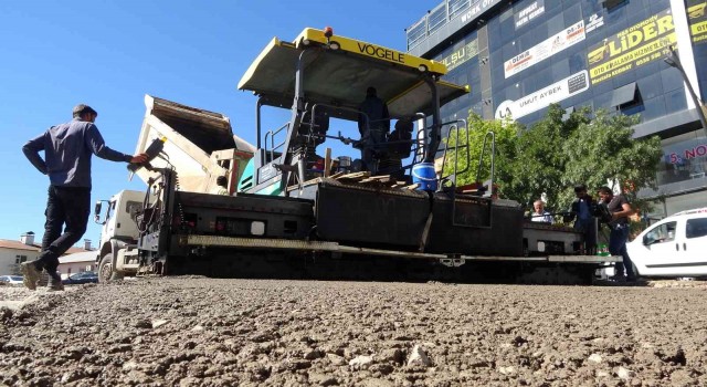 Bingöl Belediyesi üst yapı çalışmalarını hız verdi