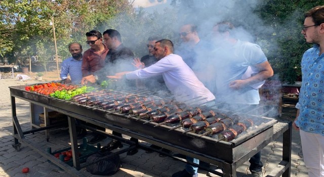 Birecikte Kelaynak ve Balcan Festivali renkli görüntülere sahne oldu