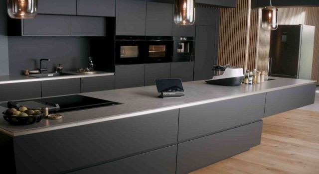 BSHden kamera kontrollü pişirme özellikli fırın serisi, akıllı buzdolabı ve daha fazlası