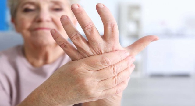 Bu hastalık en çok 25-55 yaş arasındaki kadınlarda görülüyor