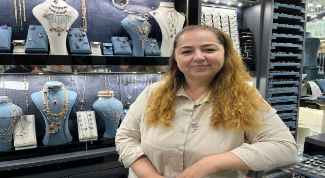 Bu yıl gümüşçülerde ‘erkek takıları ilgi gördü