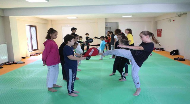 Bursa Büyükşehir kış spor okulları başladı
