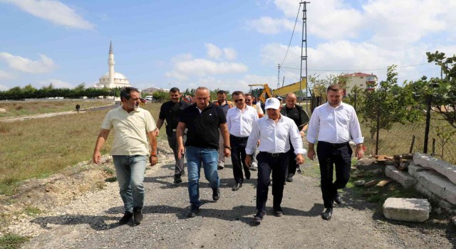 Büyükçekmecede 11 mahallede yol bakım ve onarım çalışmaları yapılıyor