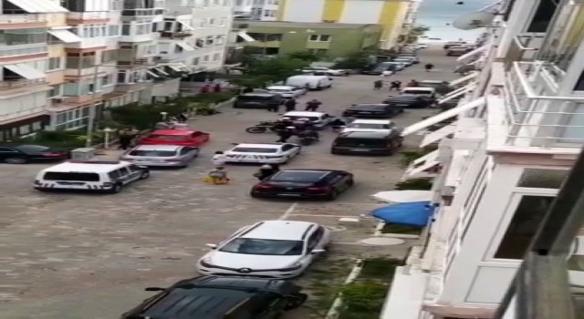 Büyükçekmecede yasak aşk cinayeti: 1 ölü