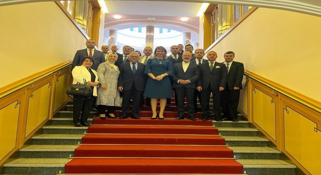 Büyükkılıç başkanlığındaki Kayseri heyeti Macaristanda