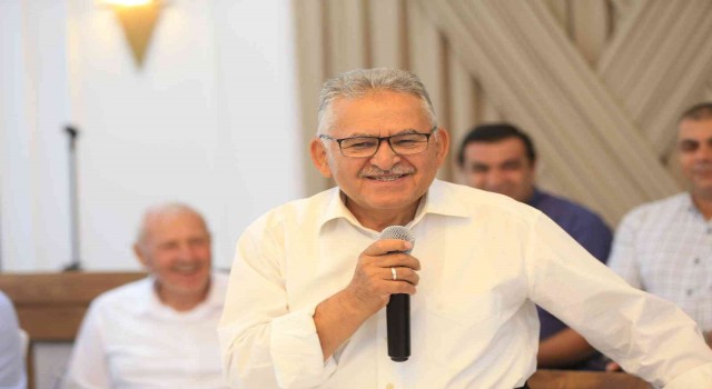 Büyükkılıçtan muhtarlara jest