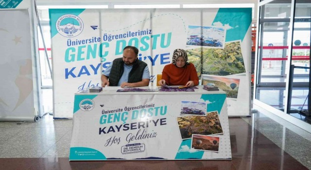 Büyükşehir Belediyesinden üniversite öğrencilerine ‘hoş geldiniz uygulaması