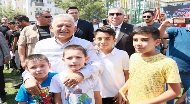 Büyükşehirin dokuzuncu kütüphanesini 35 günde 53 bin kişi ziyaret etti