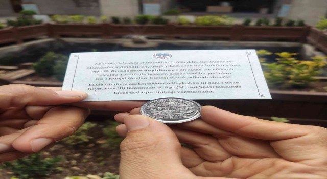 Büyükşehirin Selçuklu Uygarlığı Müzesinden ziyaretçilerine hatıra sikke