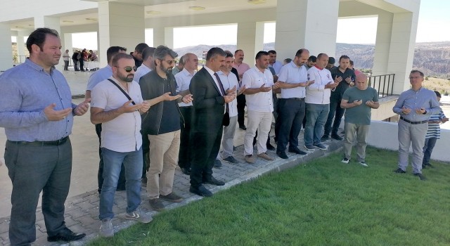 ÇAKÜdeki cami hizmete açıldı, ilk cuma namazı kılındı