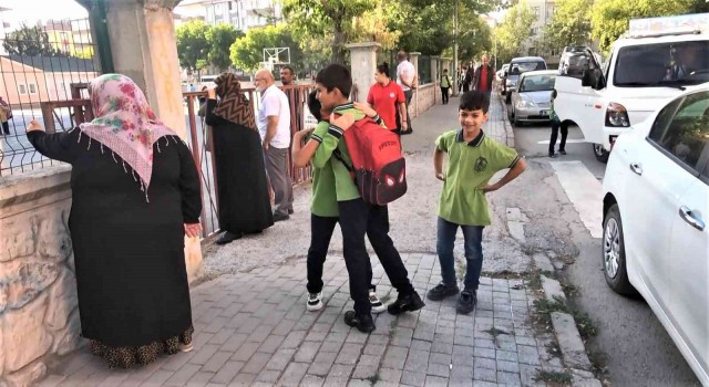 Çankırıda ilk zil çaldı: 27 bin öğrenci ders başı yaptı