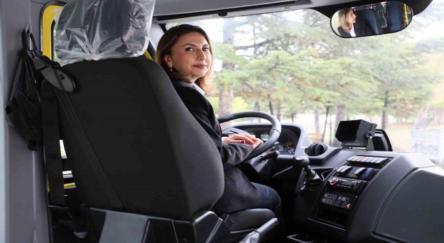 Çankırının ilk kadın otobüs şoförü: Görenler önce şaşırıyor, sonra mutlu oluyor