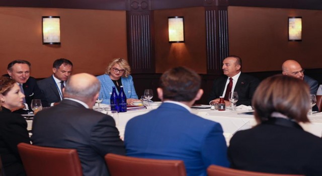 Çavuşoğlu, GDAÜ Dışişleri Bakanları Gayrıresmi Toplantısına katıldı