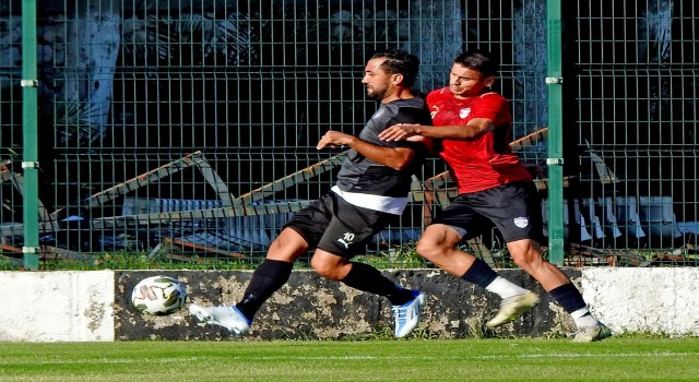 Çeşme Belediyespor, hazırlık maçında berabere kaldı