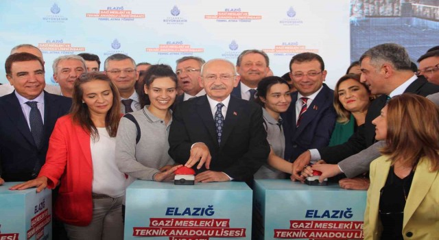 CHP Genel Başkanı Kılıçdaroğlu: Türkiye güçlü ve yaralarını saran bir ülke”