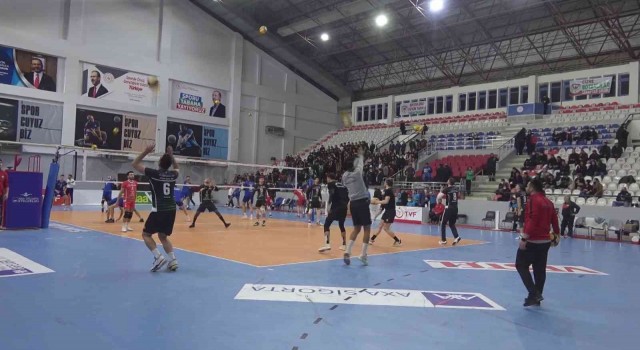 Cizre Belediyespor, elde ettiği başarılarla Cizrenin gururu oldu
