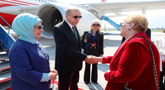 Cumhurbaşkanı Erdoğan, Bosna Hersekte resmi törenle karşılandı
