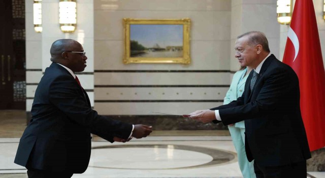 Cumhurbaşkanı Erdoğan, Kenya Büyükelçisi Boiyoyu kabul etti