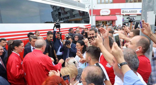 Cumhurbaşkanı Erdoğan, Samsun Büyükşehir Belediyesini ziyaret etti
