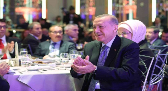 Cumhurbaşkanı Erdoğan: “Türkiye ve ABDnin, iki güçlü stratejik ortak ve 70 yıllık müttefik olarak, aralarında çözemeyeceği hiçbir sorun yoktur”
