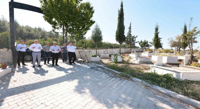 Denizlide mezarlıklar yenileniyor