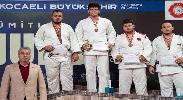 Denizlili sporcu, Balkandan dereceyle döndü