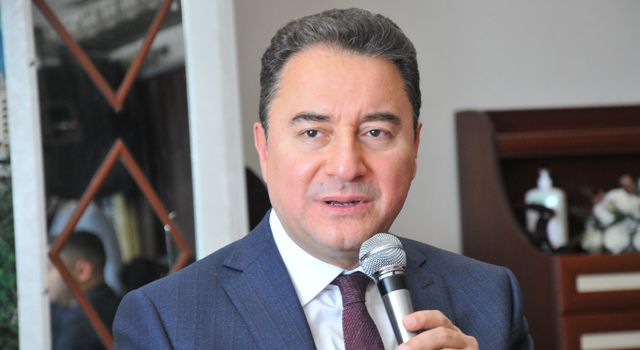 Deva Partisi Genel Başkanı Ali Babacan: "Seçimde Büyük Bir Değişiklik Olacak"