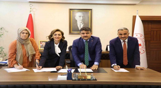 Develide kadın üreticilerini desteklemek için protokol imzalandı