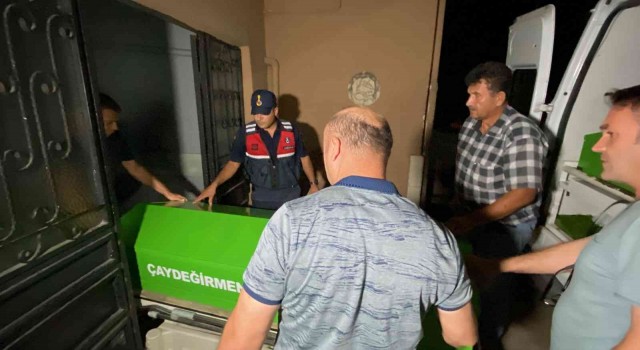 Devrekte yaşlı kadın evin bahçesinde ölü bulundu