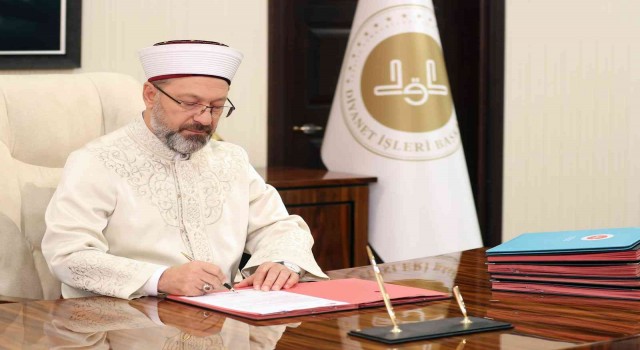 Diyanet İşleri Başkanı Erbaştan atama bekleyenlere müjde