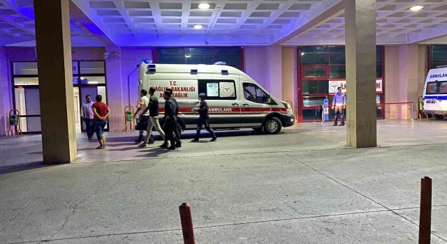 Diyarbakırda kozmetik fabrikasında 3 ayda ikinci yangın: 10 kişi dumandan etkilendi