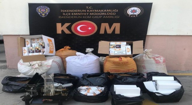 Dörtyolda kaçak tütün ve makaron operasyonu