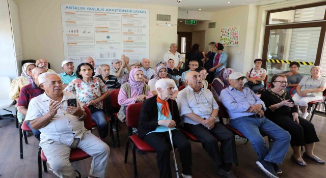 Dünya Alzheimer Günü Mavi Evde kutlandı