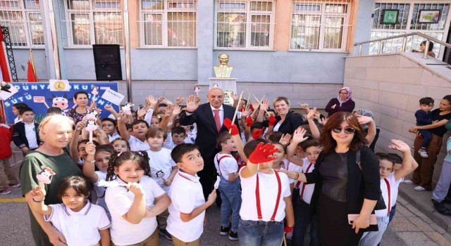 Dünya Okul Sütü Gününde sağlıklı beslenmeye dikkat çekildi
