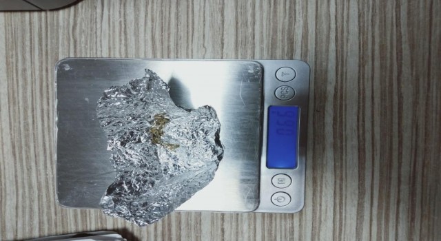 Durumundan şüphelenilen otomobilden uyuşturucu çıktı