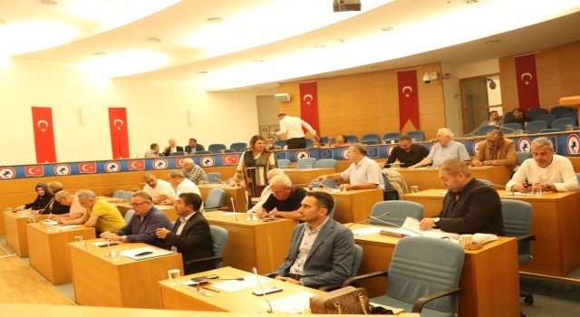 Düzce Belediye Meclisi 10 gündem maddesiyle toplandı